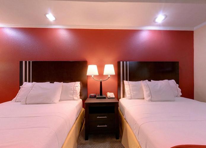 Americas Best Value Inn Angleton Pokoj fotografie