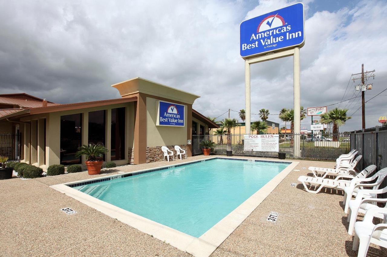 Americas Best Value Inn Angleton Exteriér fotografie